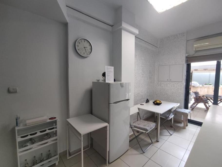 Angel's Yard In Heart Apartment Athens